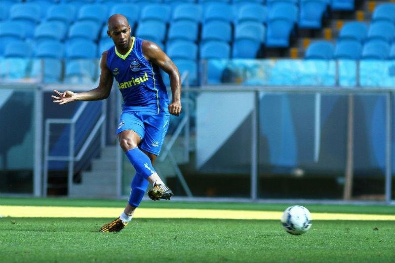 Gramado da Arena voltou a apresentar problemas