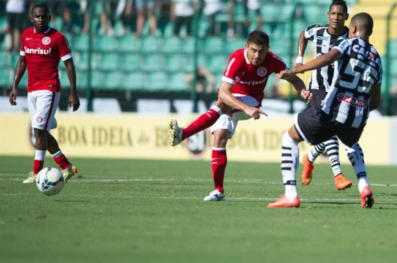 Meia do Inter disse que o vit&oacute;ria sofrida &eacute; melhor ainda