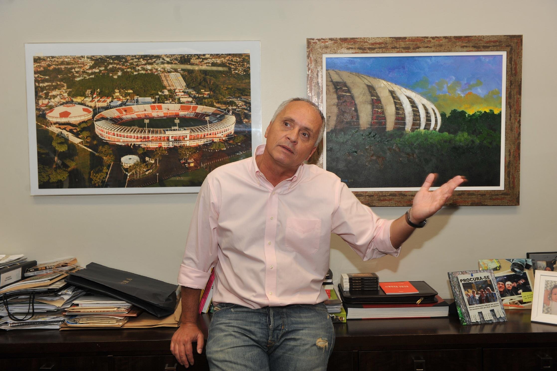 Medeiros quer tr&ecirc;s ou quatro refor&ccedil;os para a Libertadores