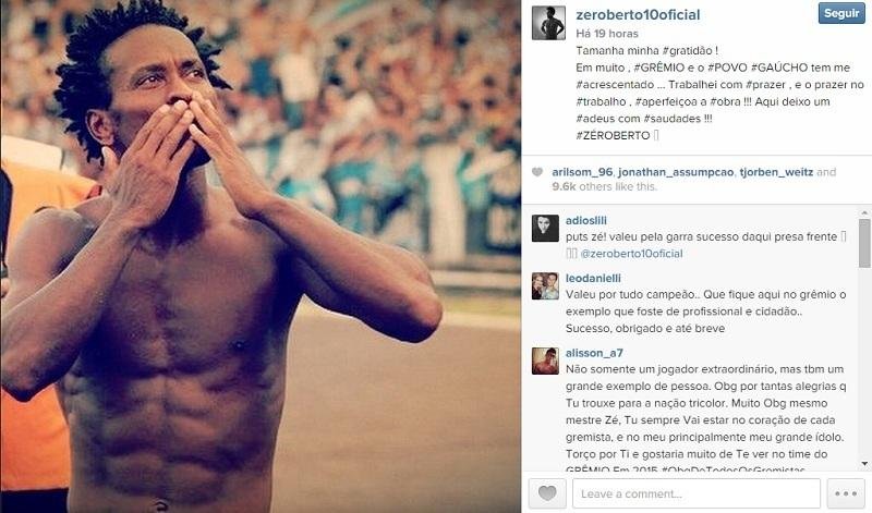 Z&eacute; Roberto se despediu do Gr&ecirc;mio ap&oacute;s dois anos