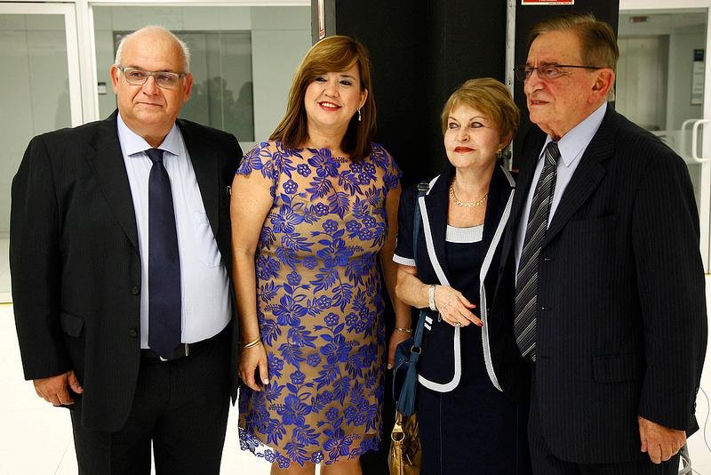 Durante solenidade, esposas dos dois mandat&aacute;rios foram homenageadas