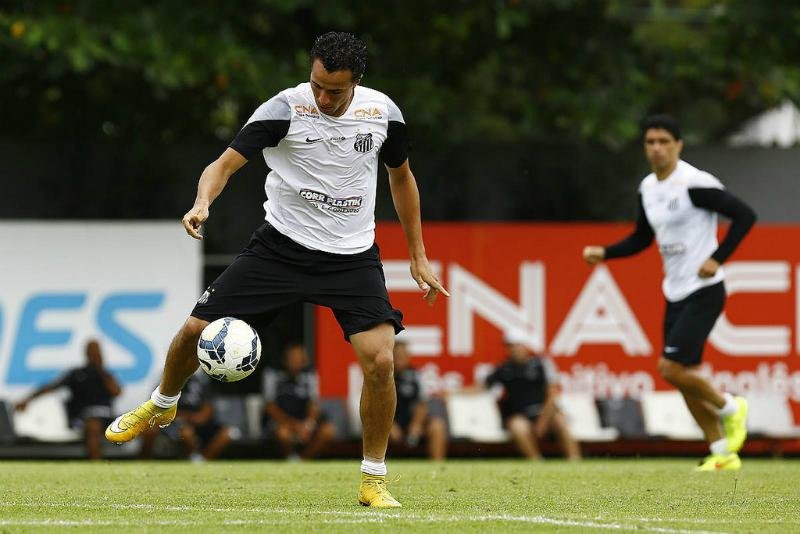 Cruzeiro tem proposta pronta por Dami&atilde;o e aguarda nova diretoria  