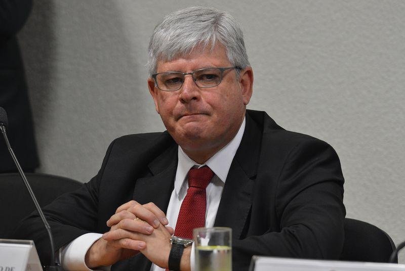 Janot disse que o Minist&eacute;rio P&uacute;blico Federal atuar&aacute; de "forma serena, equilibrada, mas de forma contundente" 