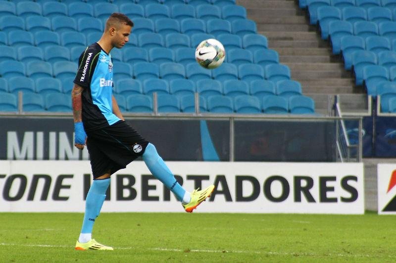 Gr&ecirc;mio recebe proposta de R$ 29,5 milh&otilde;es por Luan 