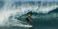 Surfista brasileiro disputa título inédito do WCT