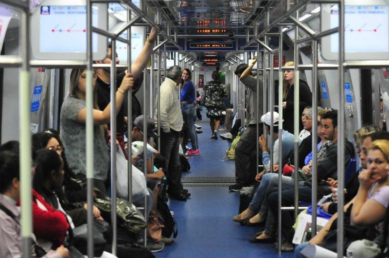 Trensurb conclui substitui&ccedil;&atilde;o de bilhetes de papel por cart&otilde;es unit&aacute;rios 