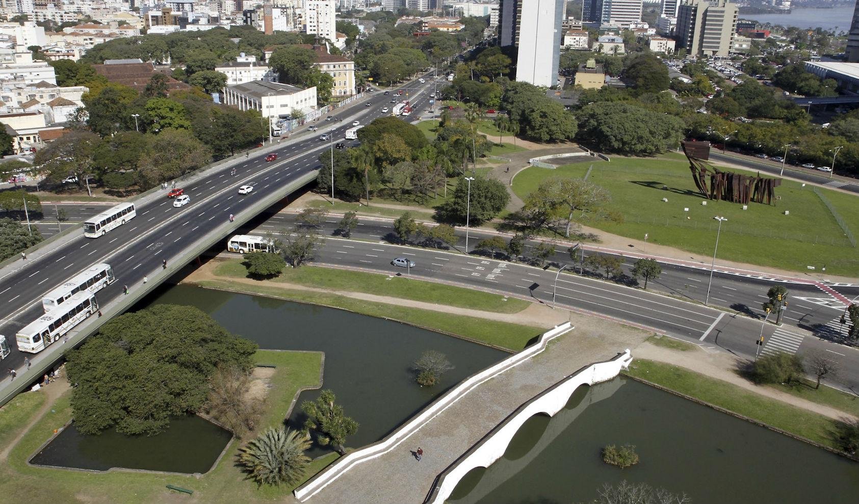 Mutir&atilde;o vai recuperar Largo dos A&ccedil;orianos