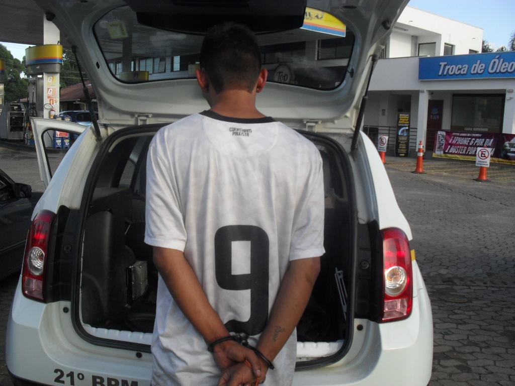 Criminoso &eacute; preso ao delatar testemunha de assalto em motel
