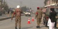Atentado do Talibã atingiu instituição para filhos de militares em Peshawar 