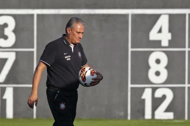 Tite afirmou que n&atilde;o teme maior press&atilde;o pelo passado vitorioso