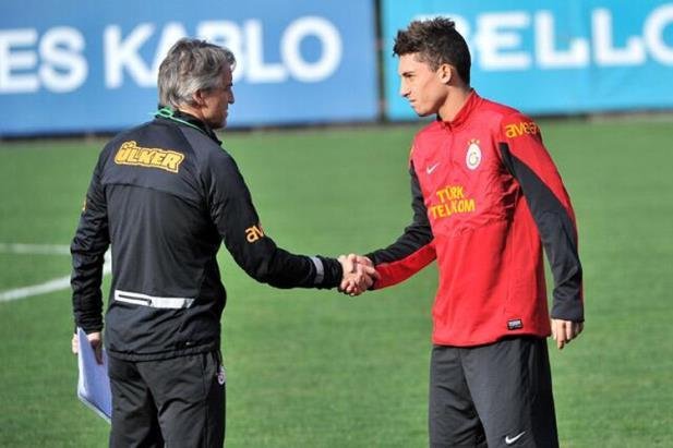 Alex Telles &eacute; um cara valorizado no Galatasaray 