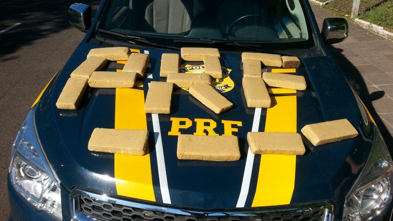 Apreendidos 12 quilos de maconha na BR 116