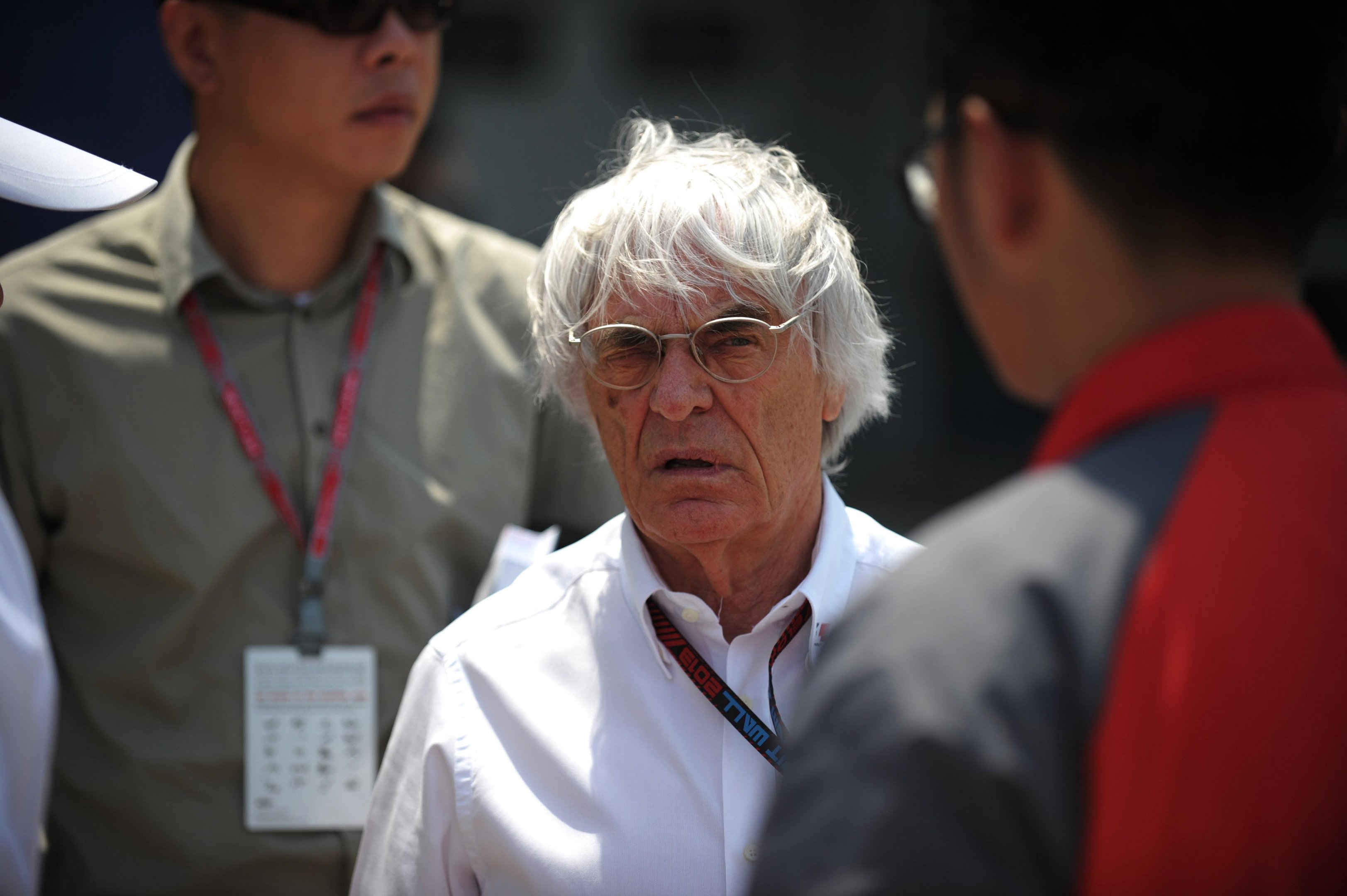 Bernie Ecclestone volta a ser presidente executivo do Grupo F1 