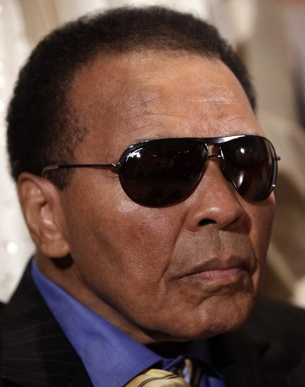 Lenda do boxe est&aacute; com 72 anos 