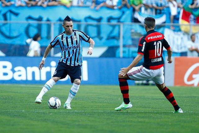 Flamengo quer fechar contrata&ccedil;&atilde;o de Par&aacute; at&eacute; o Natal