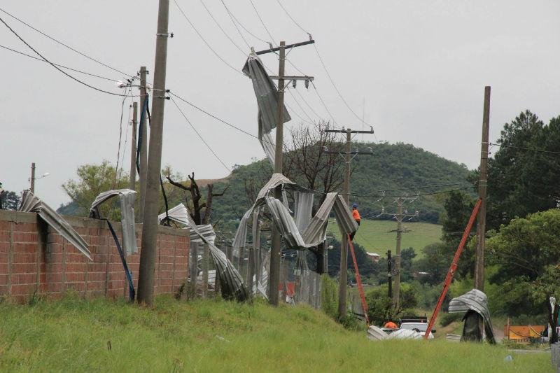 Temporal causou estragos em Santana do Livramento