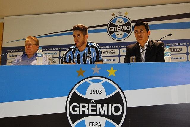 Gr&ecirc;mio ainda precisa de selo de qualidade, diz Rui Costa 