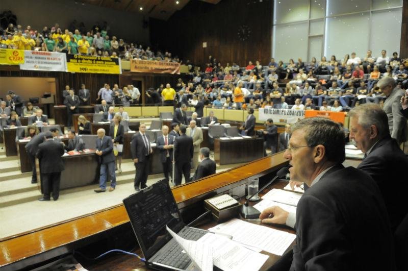Assembleia aprovou proposta do governo Sartori por 29 votos favor&aacute;veis e 14 contr&aacute;rios