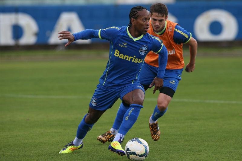 Rene Sim&otilde;es pede Z&eacute; Roberto, mas v&ecirc; meia acertar com Palmeiras 