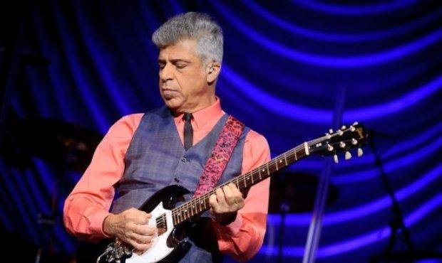 Lulu Santos vai levar a turn&ecirc; para Tramanda&iacute; e Xangri-l&aacute;