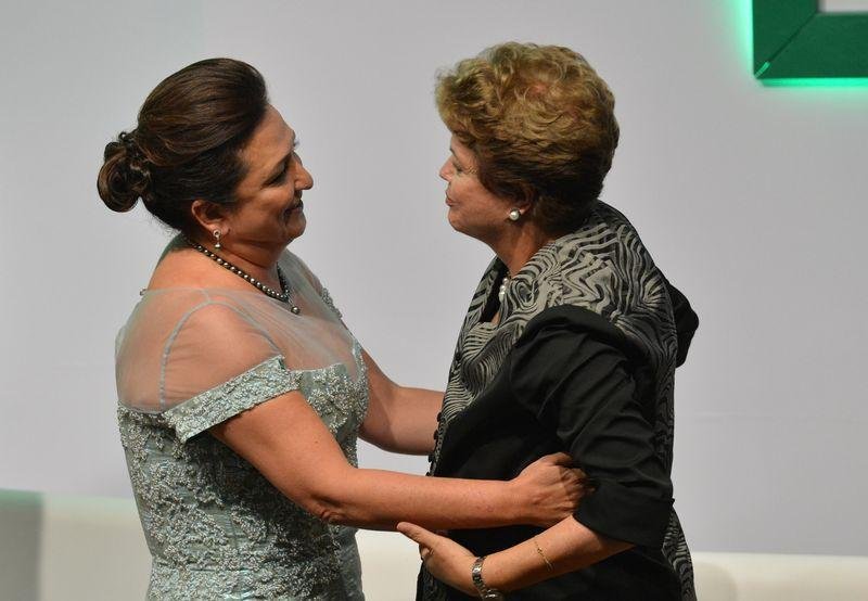 Ministra K&aacute;tia Abreu espera que n&atilde;o ocorra cortes nos investimentos da pasta