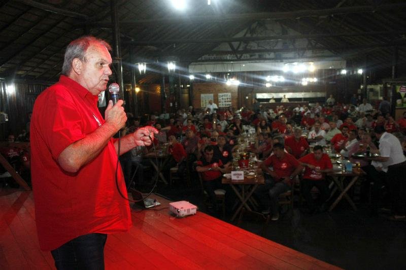 Piffero assume presid&ecirc;ncia do Inter nesta segunda