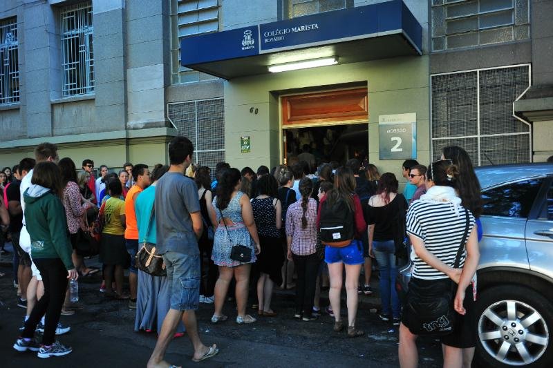 "Amizade" &eacute; tema de reda&ccedil;&atilde;o da Ufrgs