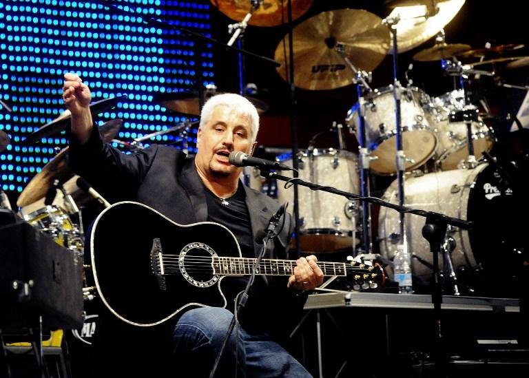 Morre o cantor italiano Pino Daniele
