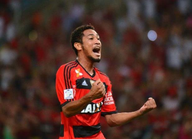 Hernane quer retornar ao Brasil e negocia com Inter