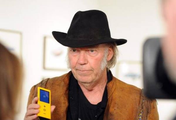 Cantor apresentou o aparelho, que deve ser o principal concorrente do iPod