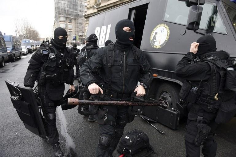 Ministro do Interior disse que 88 mil agentes fazem a seguran&ccedil;a da Fran&ccedil;a