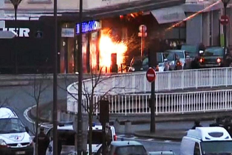 Irm&atilde;os Kouachi foram mortos pela pol&iacute;cia francesa