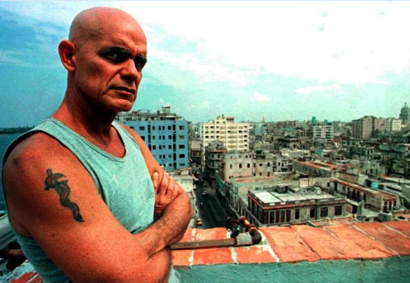 Escritor cubano fala sobre a aproxima&ccedil;&atilde;o diplom&aacute;tica entre Cuba e Estados Unidos 