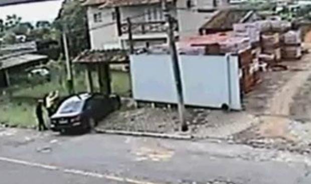 Preso casal suspeito de envolvimento na morte de empres&aacute;rio em NH
