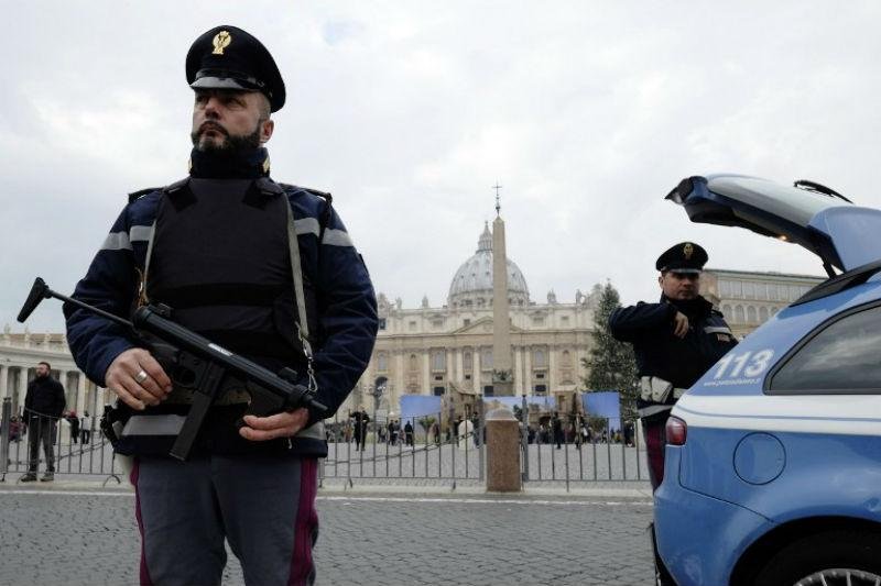 Vaticano nega alerta m&aacute;ximo de seguran&ccedil;a contra atentados