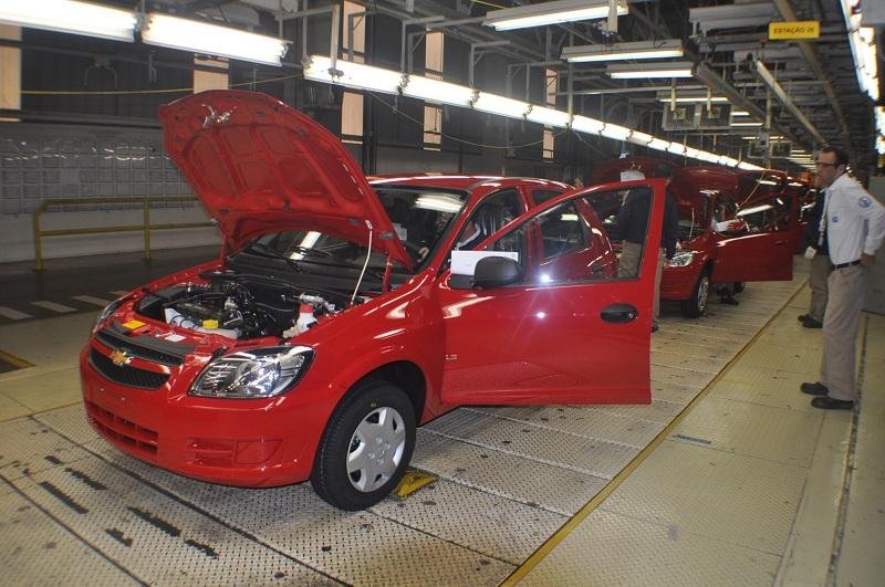 Atividade da ind&uacute;stria ga&uacute;cha recua 2,4%, diz Fiergs