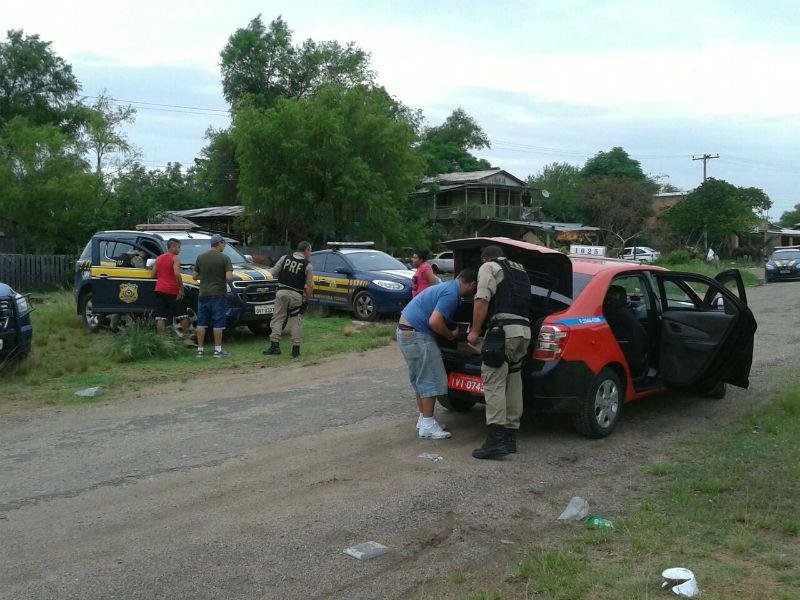 Patrulhamento conjunto com a Pol&iacute;cia Civil foi lan&ccedil;ado ap&oacute;s agente ter farda e armas roubadas