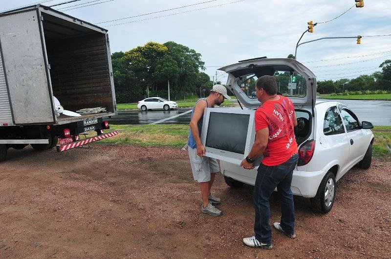 Todo material ser&aacute; tratado e enviado para empresas especializadas na reciclagem