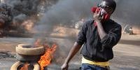 Polícia lança gás lacrimogêneo contra manifestantes opositores no Níger