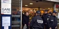 Polícia da França liberta três suspeitas de ligação com ataques em Paris