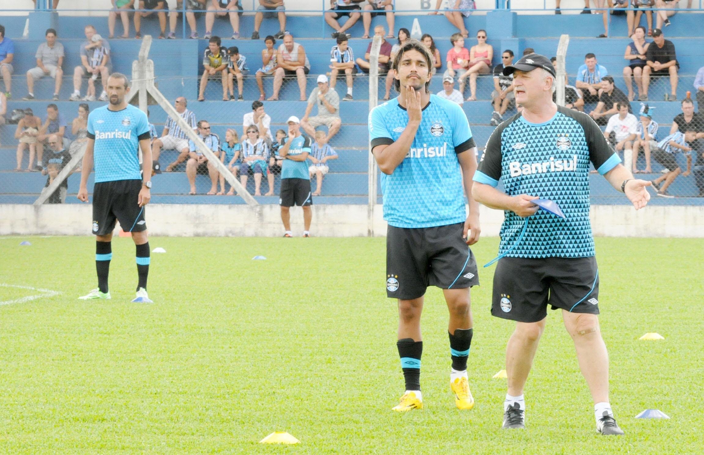 Gr&ecirc;mio espera evoluir at&eacute; estreia do Gauch&atilde;o 
