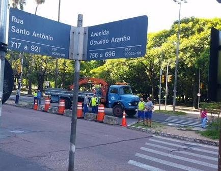 EPTC elaborou um esquema de desvios de tr&acirc;nsito para diminuir os transtornos 