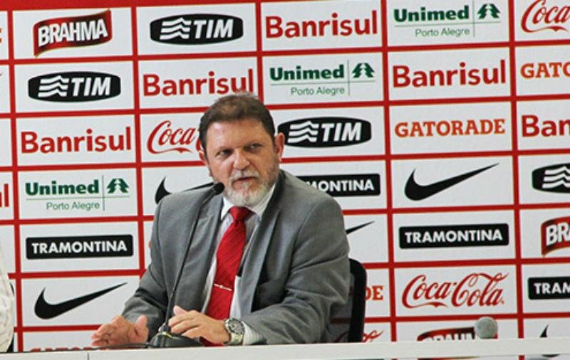 Luiz Fernando Costa morreu nesta madrugada, aos 53 anos