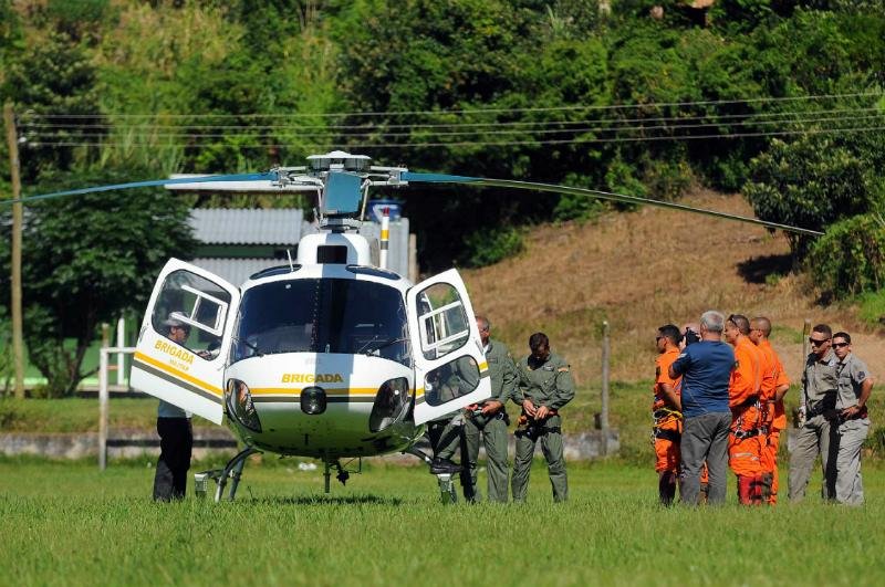 Opera&ccedil;&atilde;o de retirada dos corpos durou 10 horas