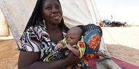 Aisha Aladji Garb teve o filho enquanto fugia do Boko Haram