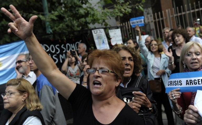 Atos de apoio e refor&ccedil;o policial marcam enterro de promotor argentino