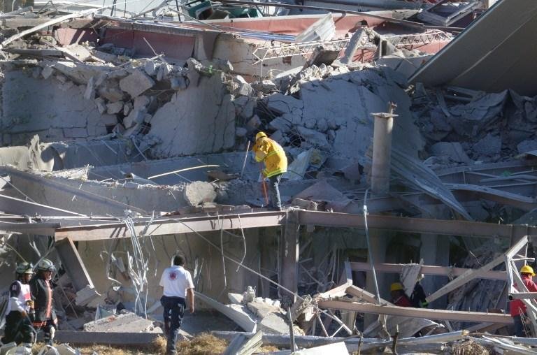 Prefeito disse que maior parte dos ferimentos foi causado pelos vidros que quebraram com explos&atilde;o