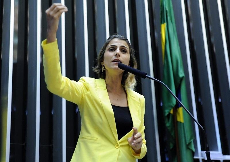 Deputada vai ser a primeira a protocolar projeto