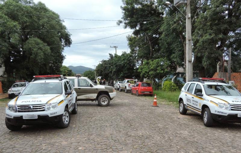 Devido &agrave; ocorr&ecirc;ncia, refor&ccedil;os do BOE de tr&ecirc;s munic&iacute;pios da regi&atilde;o realizam a negocia&ccedil;&atilde;o 