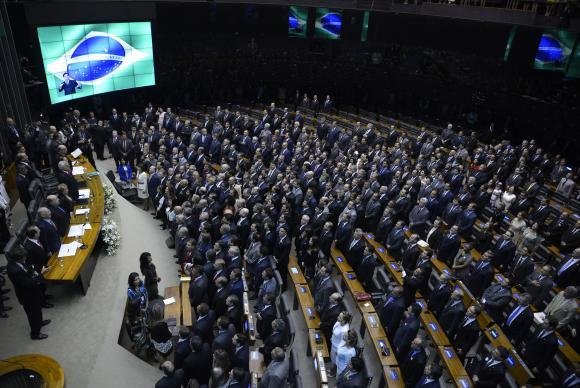 Presid&ecirc;ncia &eacute; eleita por meio de voto secreto &agrave;s 18h
